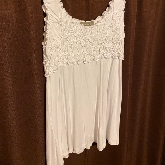 White kenar large shirt - Picture 3 of 3